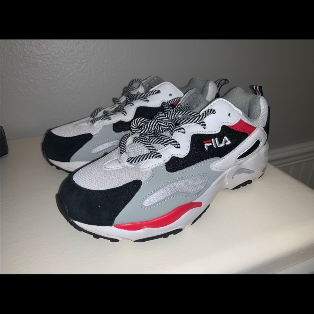 Women’s Fila shoes:)
